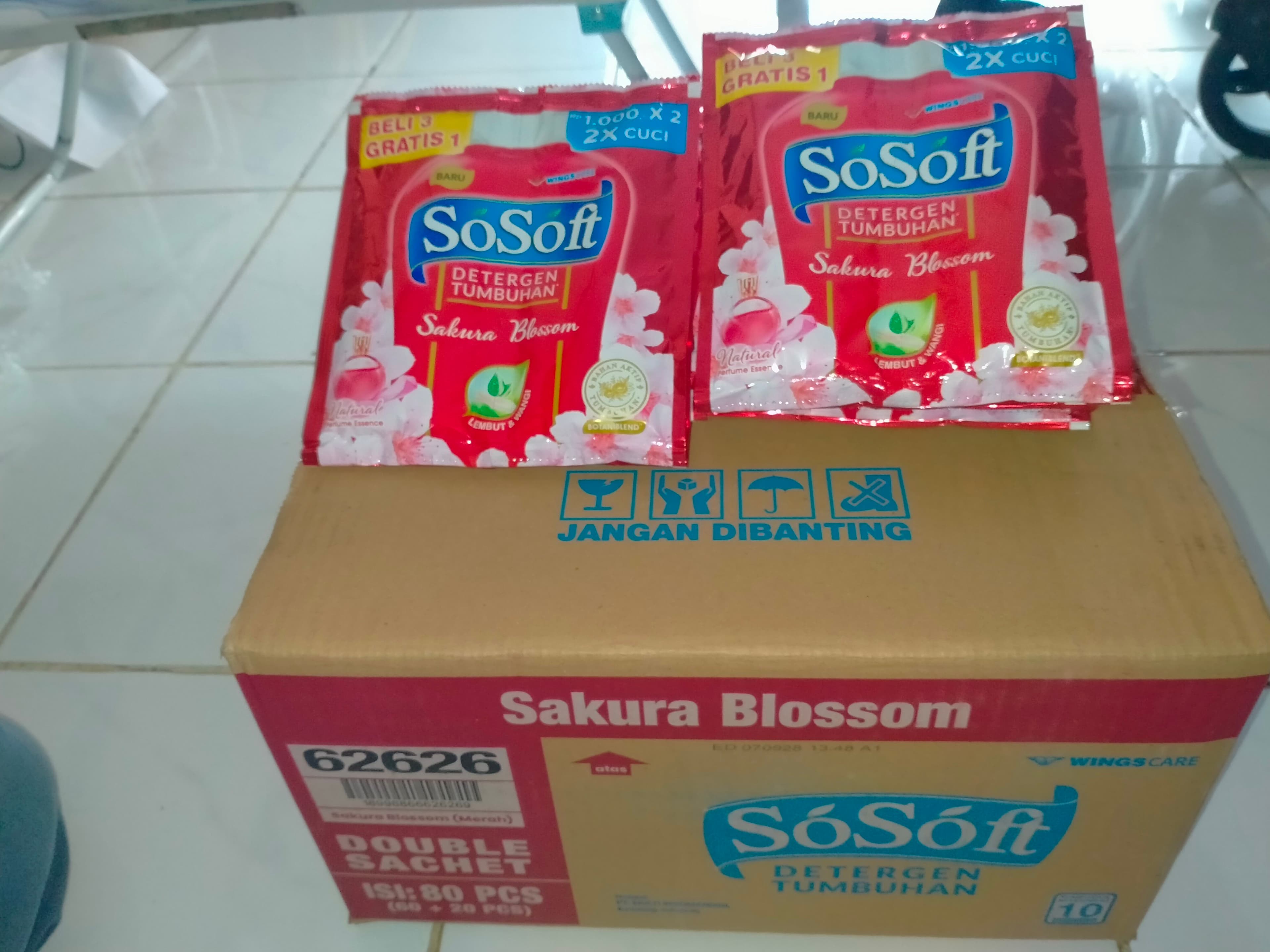 So Soft Sakura Blossom Detergen Cair 80ml - 16 Sachet