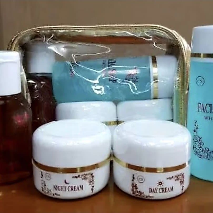 GlowTone CS Gold Chocolate Brightening Cream